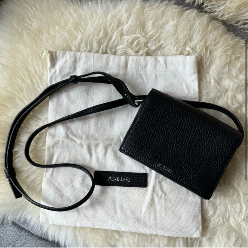Aritzia AUXILIARY Micro Calisch Black Pebbled Leather Crossbody Bag - Picture 2 of 8